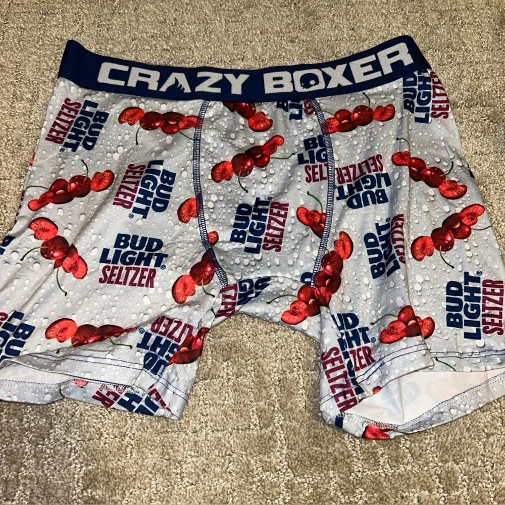 Crazy Boxer Men’s L Bud Light Seltzer Cherry Shorts